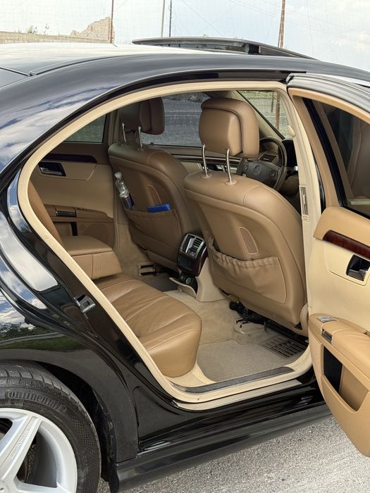 Продам Mercedes Benz  S 500 / W221