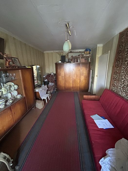 Продаж 1-но кімнатна, Під ремонт