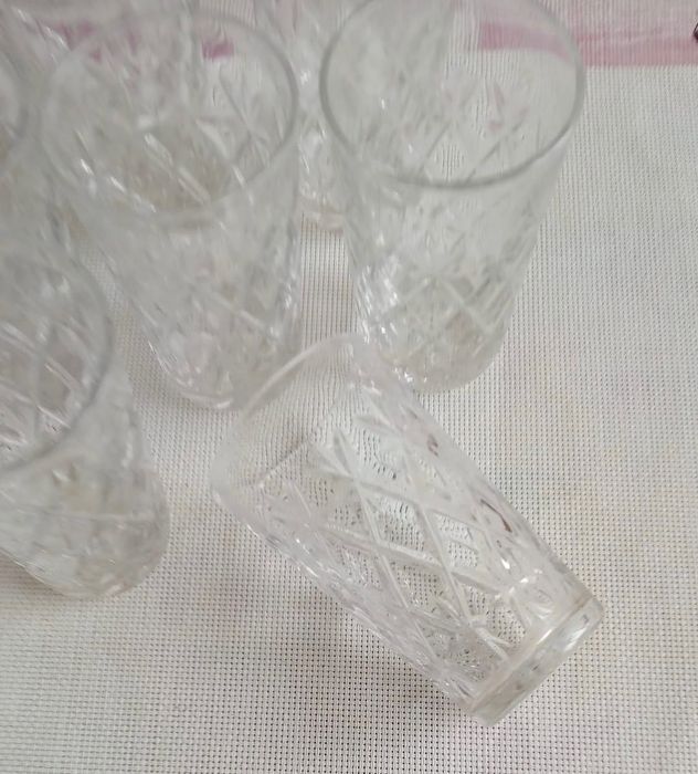 Подсвечники , бокали