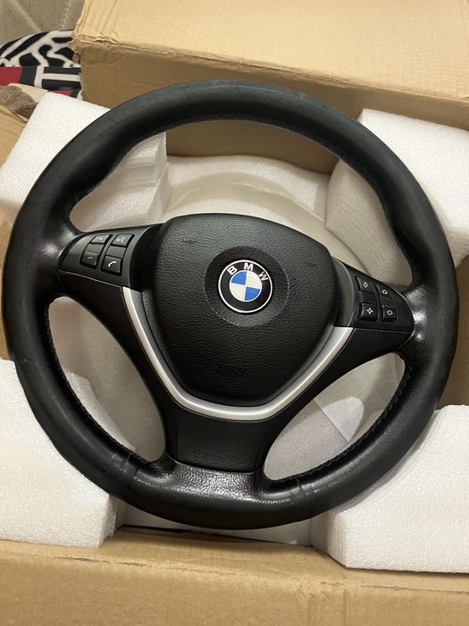 Продам кермо BMW X5 e70