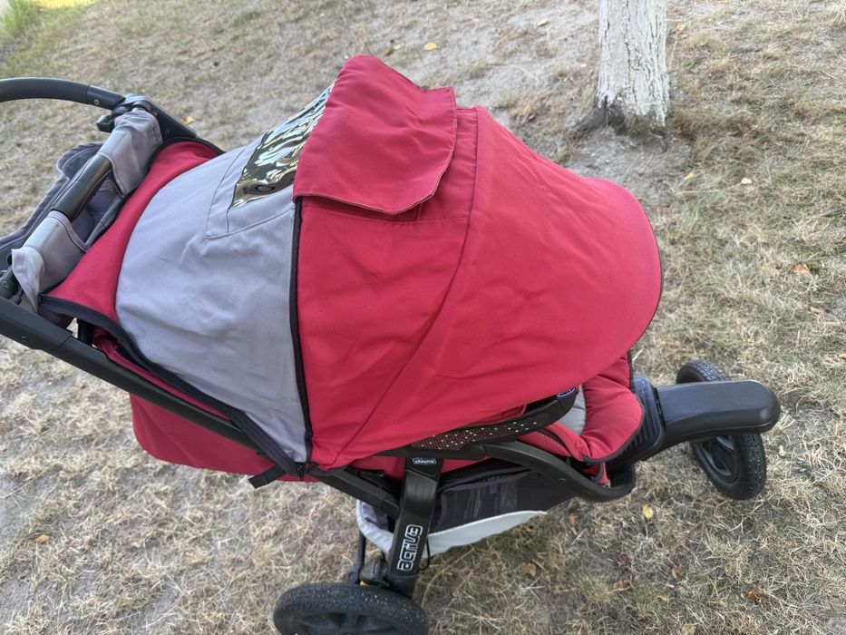 Chicco Active3 Trio 3 в 1 — коляска, люлька, автокрісло