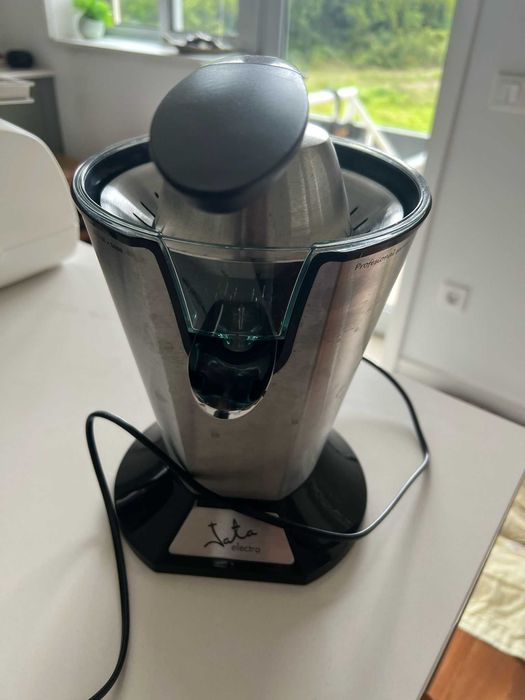 Espremedor Jata JEEX1045 Inox – 600W com braço