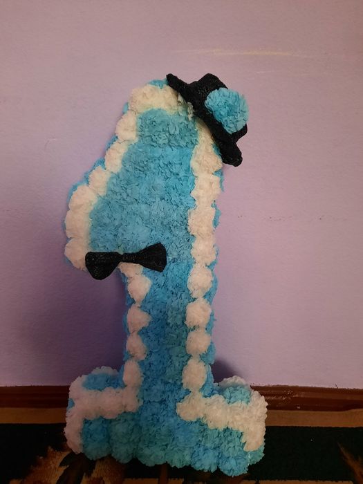 Продам 1 на день народження