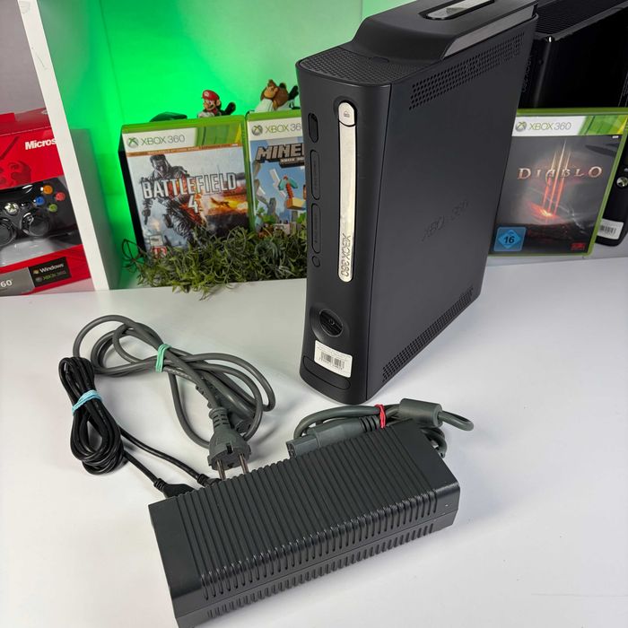 Консоль Microsoft Xbox 360 Jasper Elite Freeboot 120GB Б/У приставка іксбокс 360 джаспер еліт фрібут асортимент хбокс 360