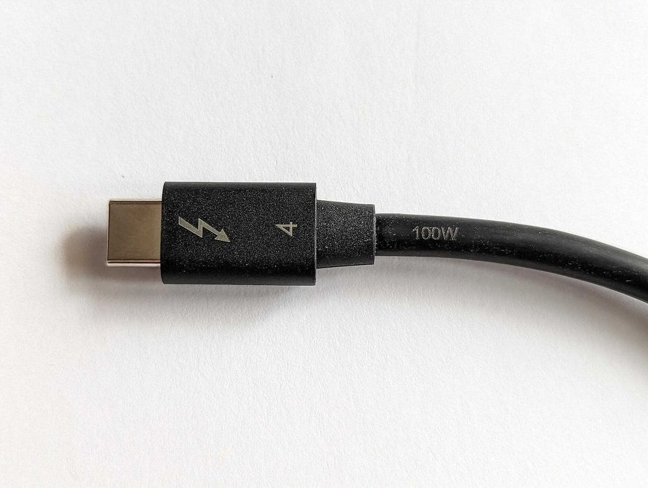 Кабель Thunderbolt 4 Cable Intel Certified 0.8m 100W для Apple Macbook