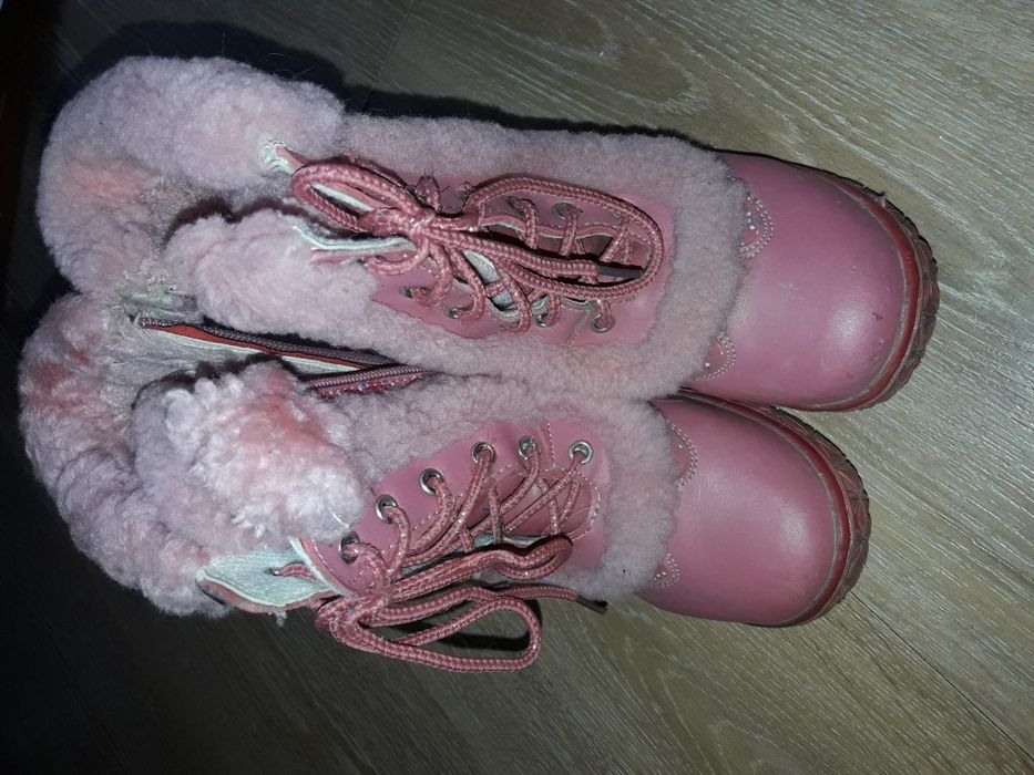 Продаю демисезонные сапоги для девочки