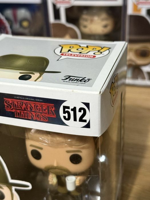 Funko Pop Hopper Chase #512
