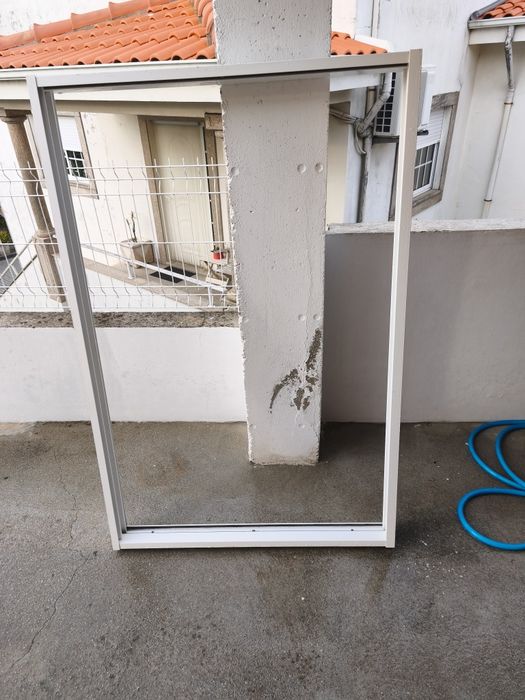 Porta com vitral e janela lacado branco