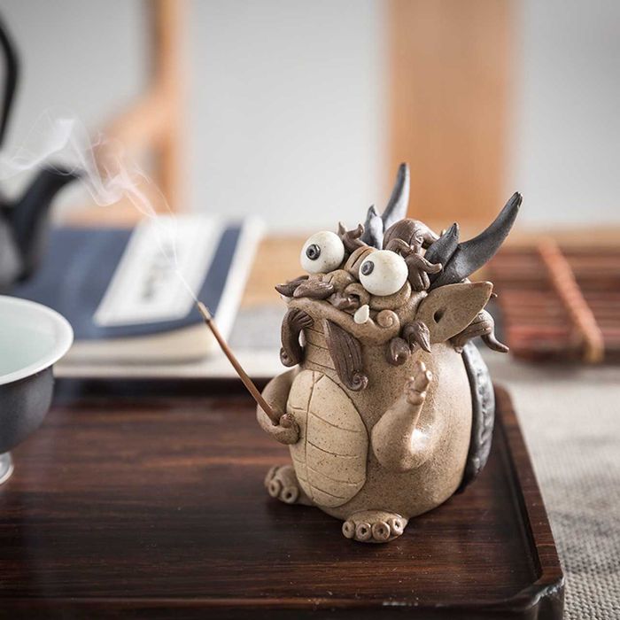 Meng Ban Ba Xia Ceramic Stick Incense Holder -  Chinese Tradition