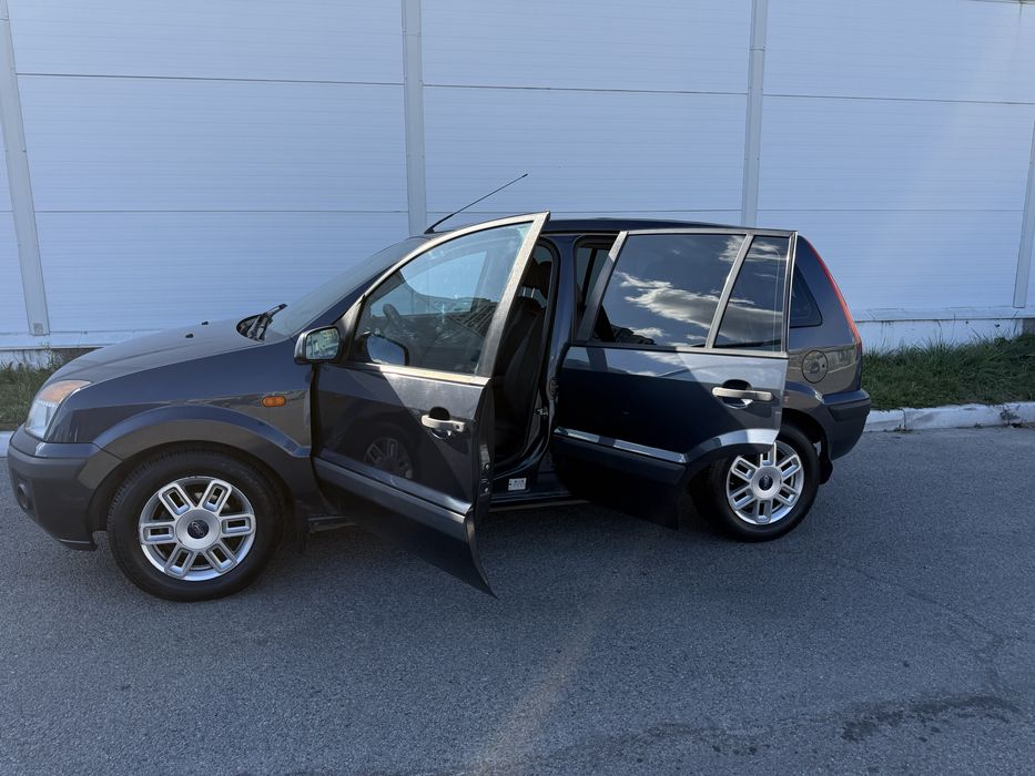Ford Fusion 2008 VIN WF0UXXGAJU8E27462 фото оголошення 7 з 8