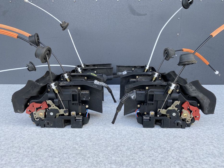 Audi A4 B6 замок дверей дверний замки Ауді А4 Б6 розборка