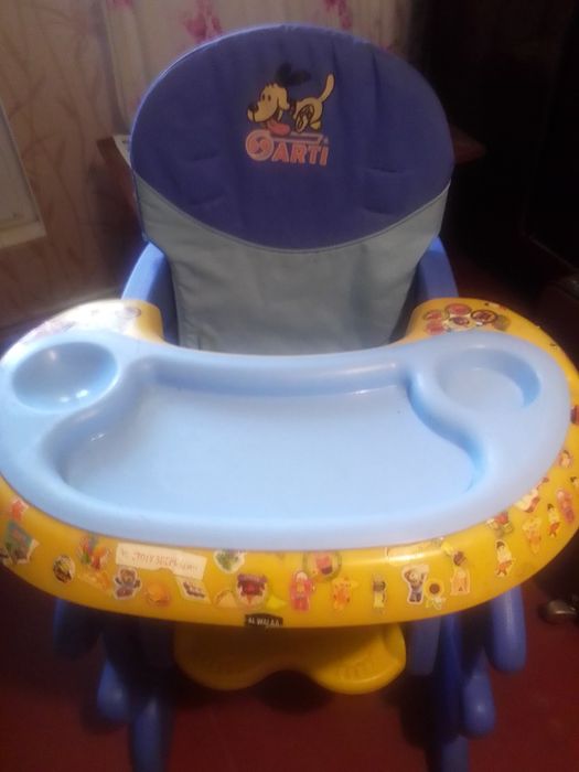 Стульчик для кормления.