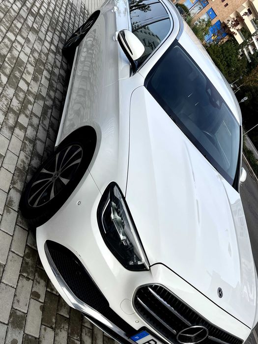 Mercedes E300de 4MATIC 2022 | Híbrido Plug-In | Full Extras