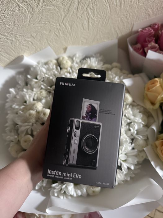 Instax Mini Evo Hybrid Instant Camera (Black)