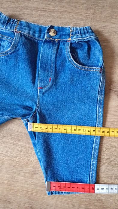 Spodnie niemowlęce jeans 62-68