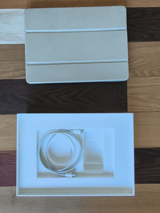 Apple iPad 10.2'' WiFi (9ª Gen) *GARANTIA*