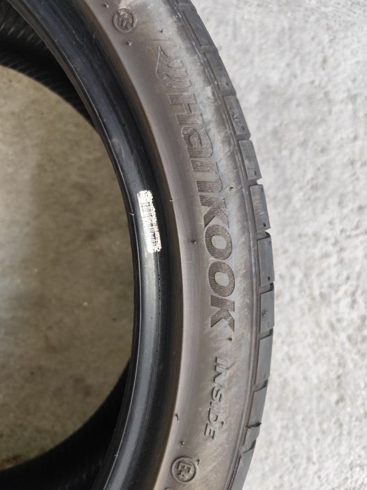 Pneu Hankook 255/35R19