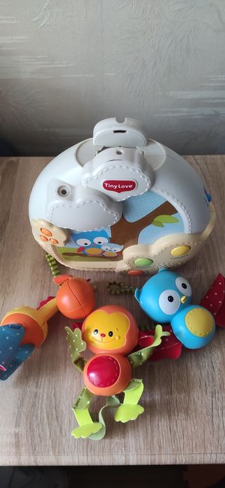 Продам мобиль тини лав 3в 1