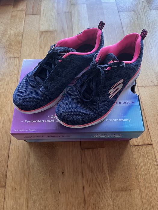 Tenis Sketchers