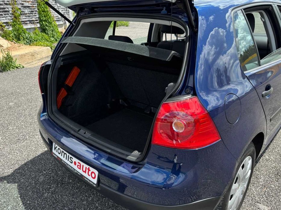 Продам  Volkswagen Golf 2005. Можна в розстрочку, під викуп.