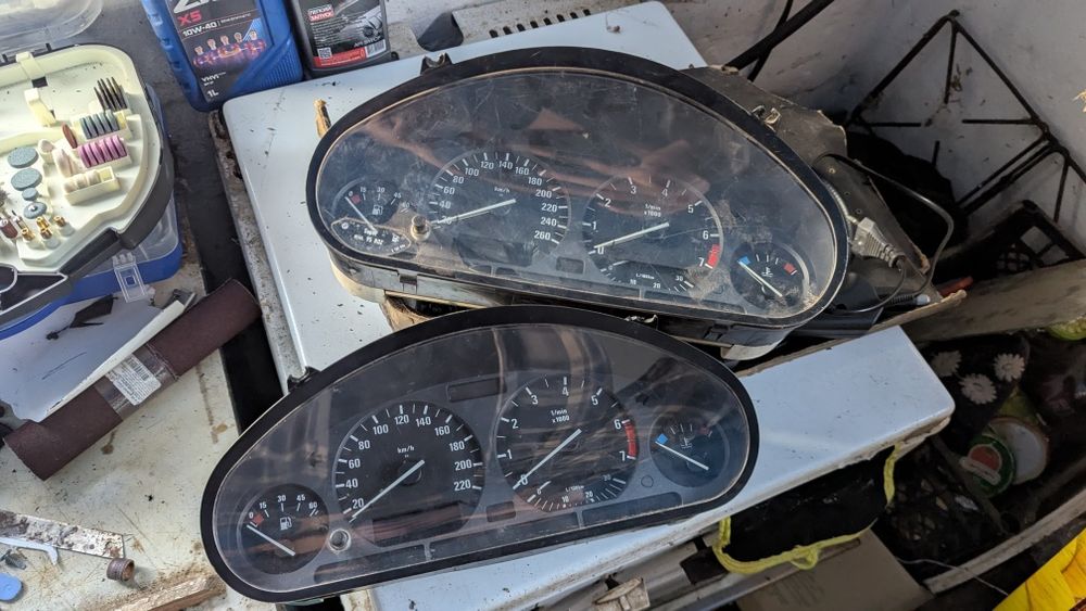 Приборна панель бмв е36