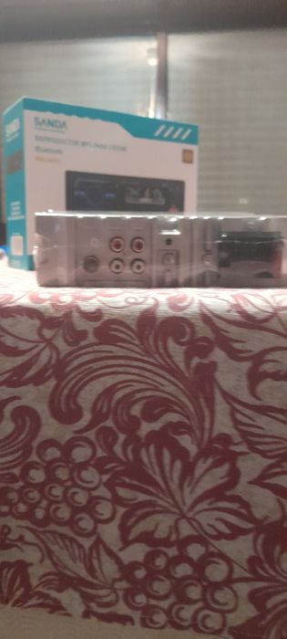 Rádio USB BLUETOOTH com comando à distância