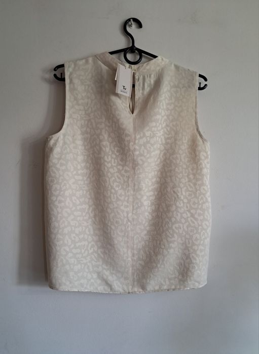 Elegancka nowa bluzka  - 16  ( 55% wiskoza,  45% polyester)
