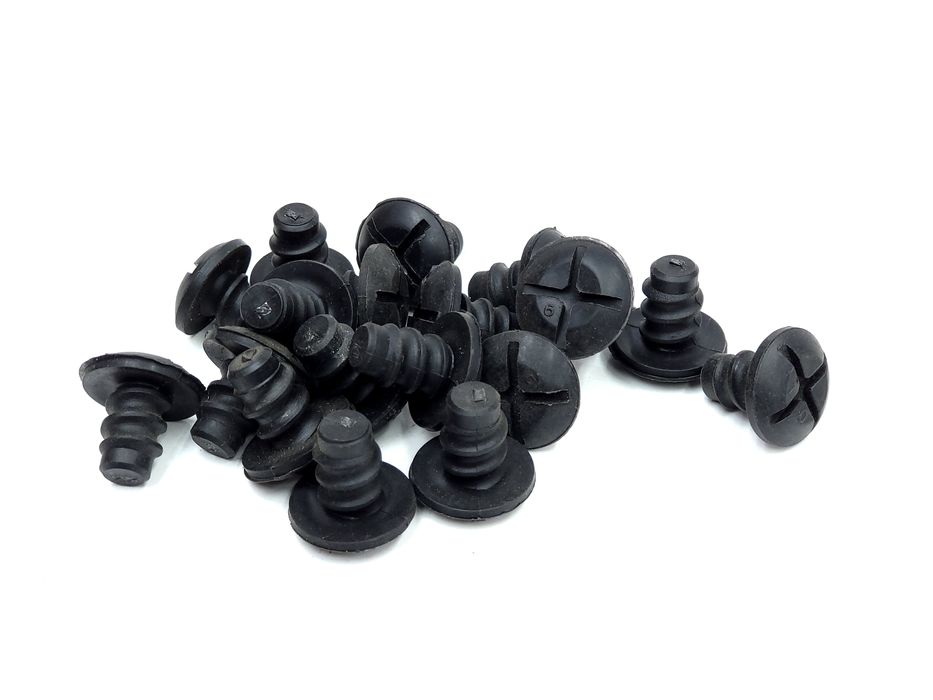 NOWA Śruba siedzenia Romet Laura Kometa Mistral Meteor Derby Duet