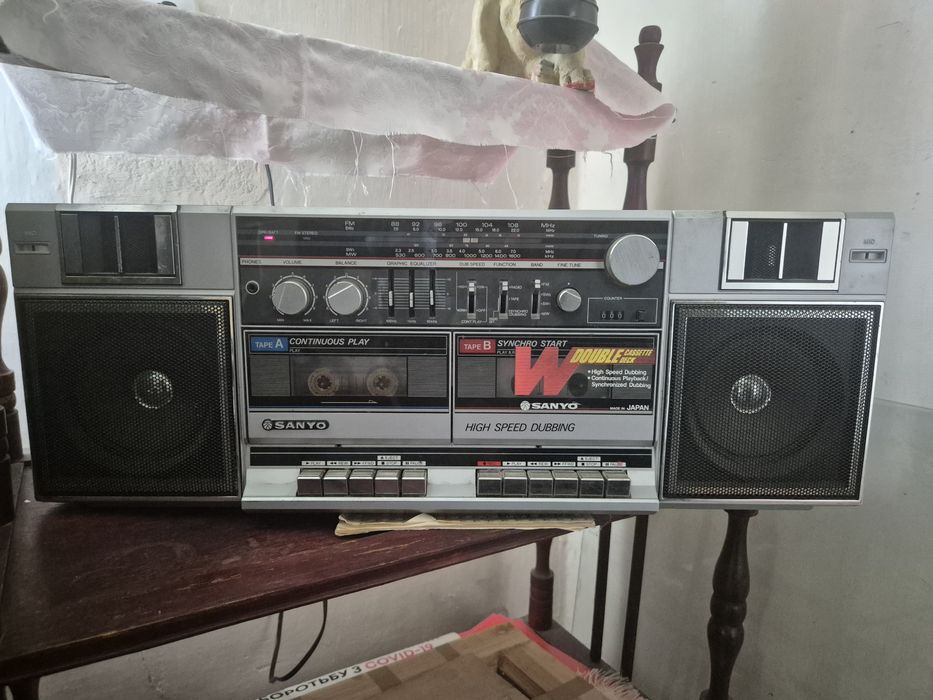 Sanyo MW220K Made in Japan Vintage Boombox Double Cassete: 2 600