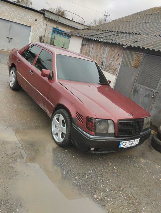 Продам Мерс 124,3.0 дизель автомат ОМ606