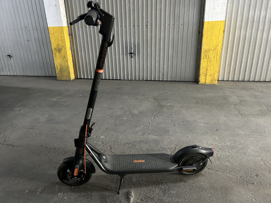Trotinete Segway Ninebot F2 Pro - RESERVADA