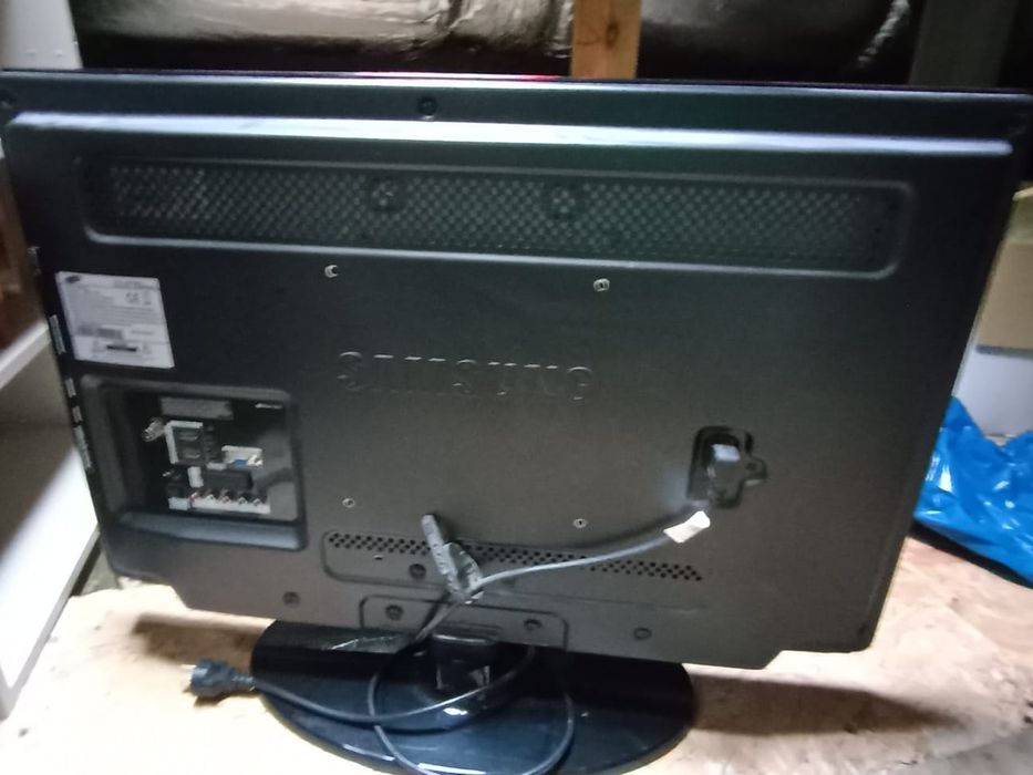 Tv Samsung+ dekoder dvbt2 Kruger matz