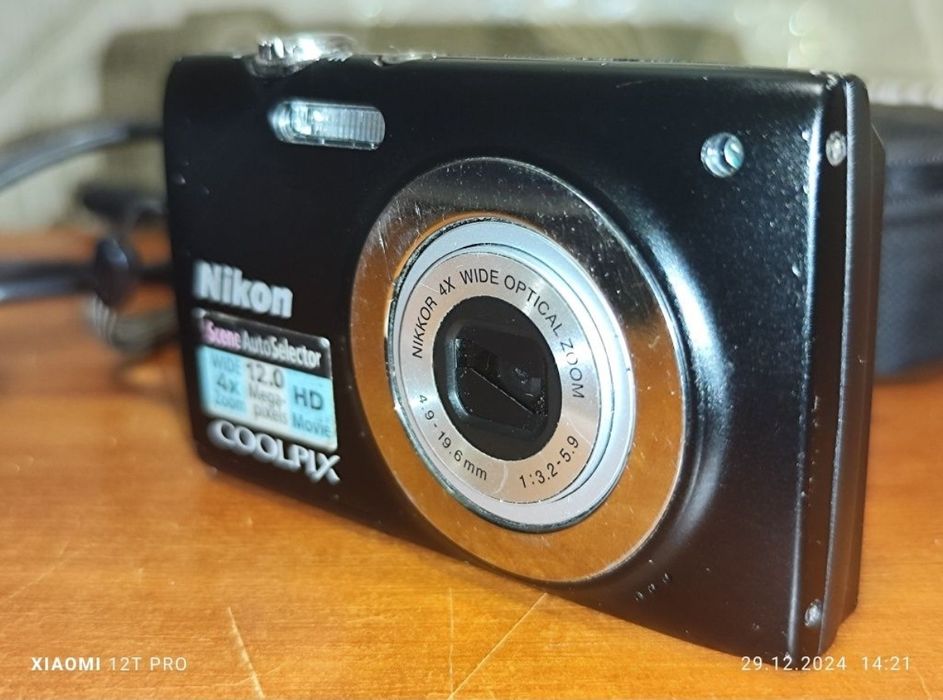 Продам фотоаппарат nikon Coolpix s2550
