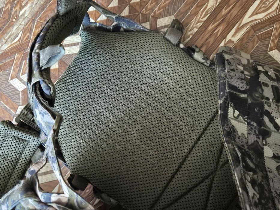 Плитоноска з рюкзаком