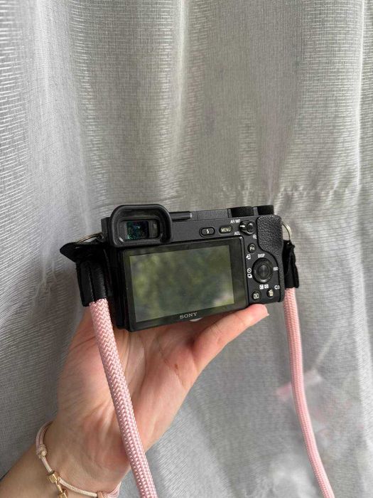 Sony a6500 + Viltrox AF 23mm f/1.4 E mount + 3 зарядних блочка