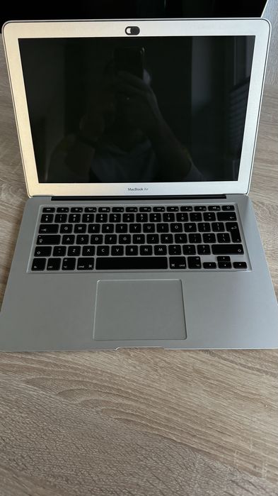 Sprzedam MacBook Air 13 (2017)