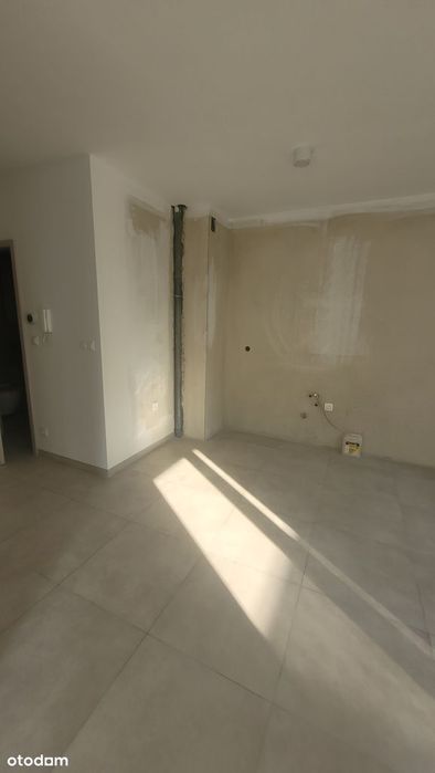 Przestronne 3-pokojowe mieszkanie z balkonem, bezczynszowe, w centrum