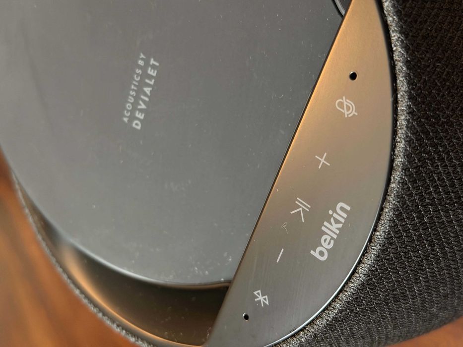 Belkin SoundForm Elite Devialet — Coluna Hi-Fi + Carregador Wireless