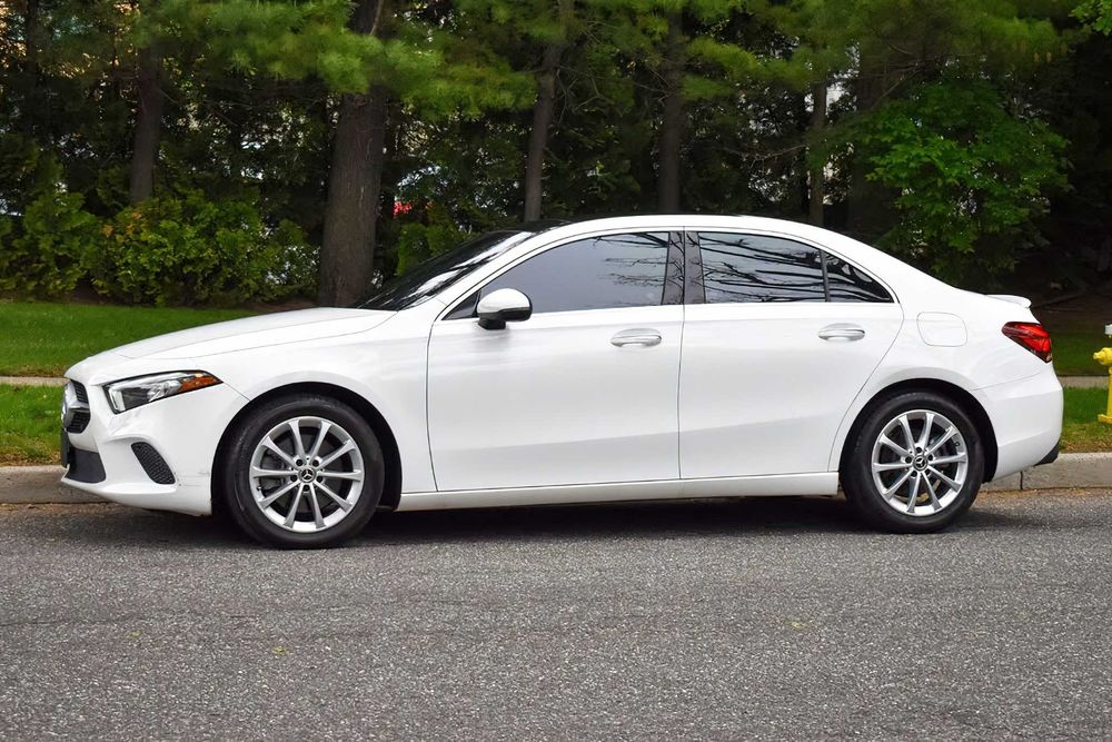 Mercedes-Benz A-Class A 220 4MATIC      2021