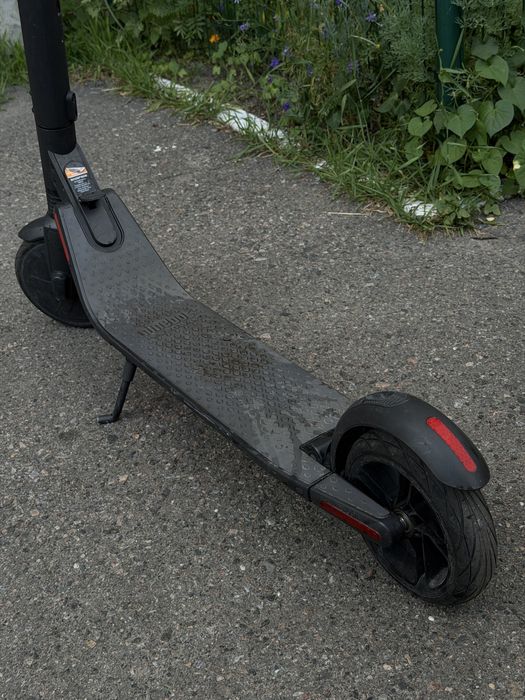 Електросамокат Ninebot KickScooter ES2 + сумка! 761 км