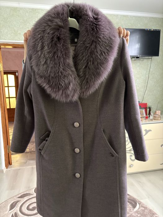 Продам нове кашемірове пальто