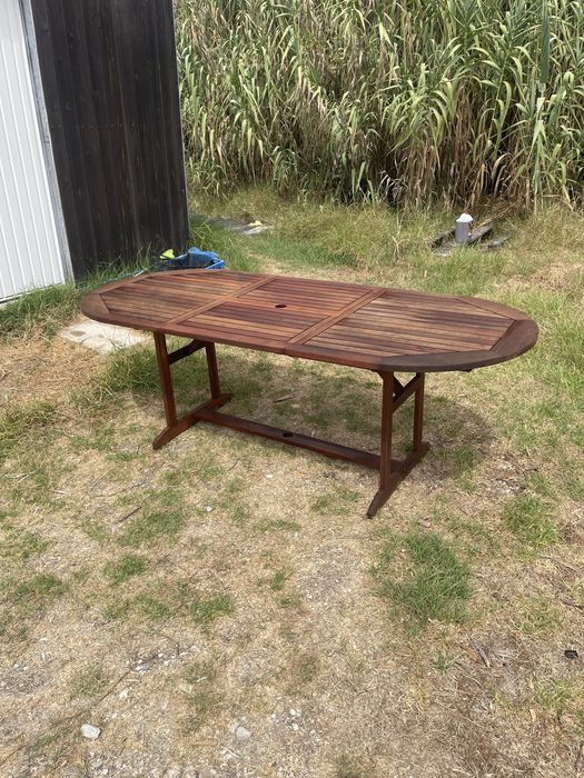 Mesa de jardim .