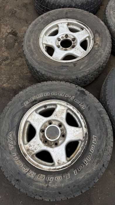 Запаска для позашляховика, запасне колесо