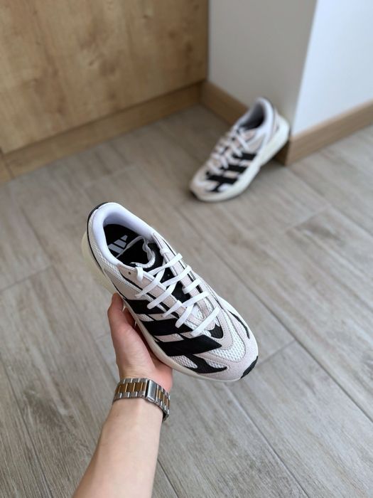 США! Літні жіночі кросівки Adidas Lightblaze JH6944 Оригінал! 38.5-42p