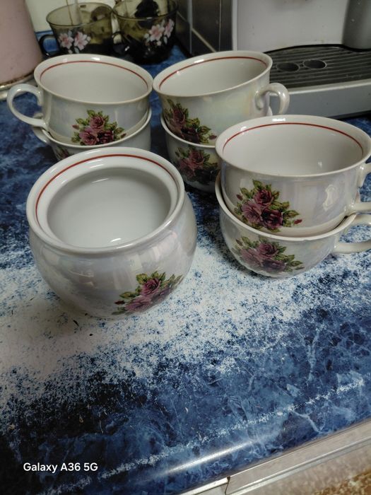 Продам много посуды