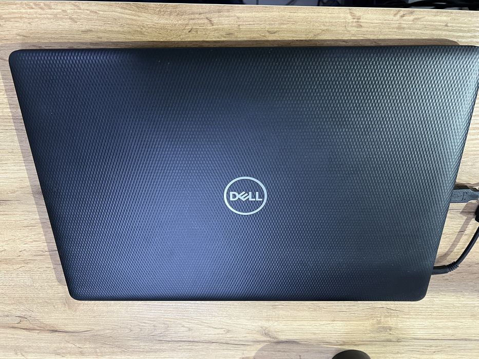 Ноутбук Dell в гарному стані
