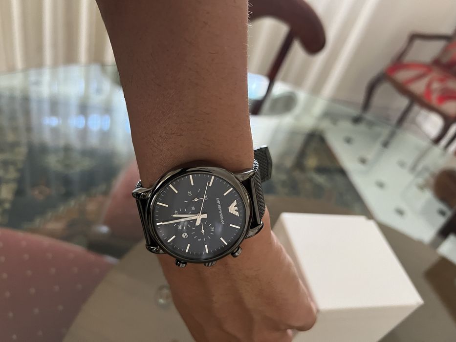 Relogio Armani prateado e azul - Novo