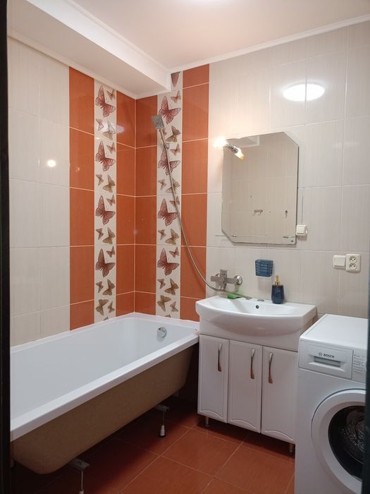 Продам 2 км квартиру, в.Стуса ,можливі Держпрограми