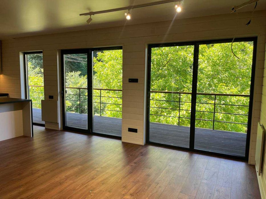 Котедж під ключ 105 м² з ремонтом та виходом до річки в м. Яремче