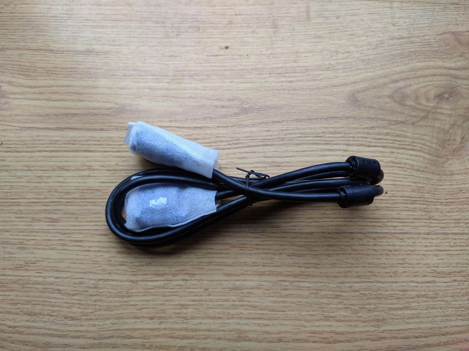 Przewód / kabel VGA D-SUB do monitora / komputera / projektora itp.